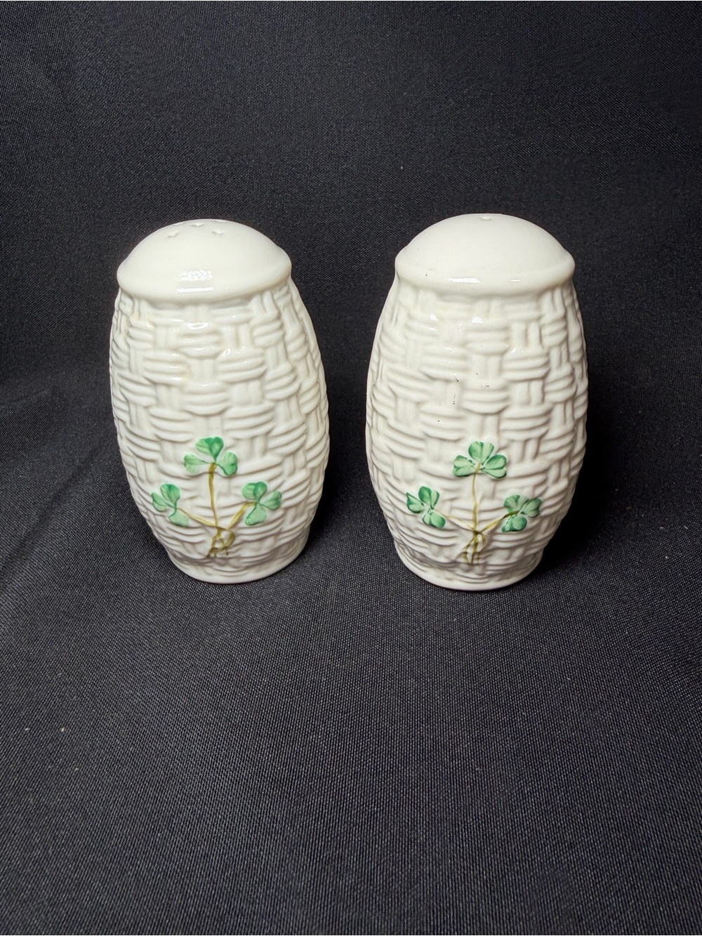 Belleek Irish Basketweave & Shamrock Ceramic Salt & Pepper Shakers Ireland 8th